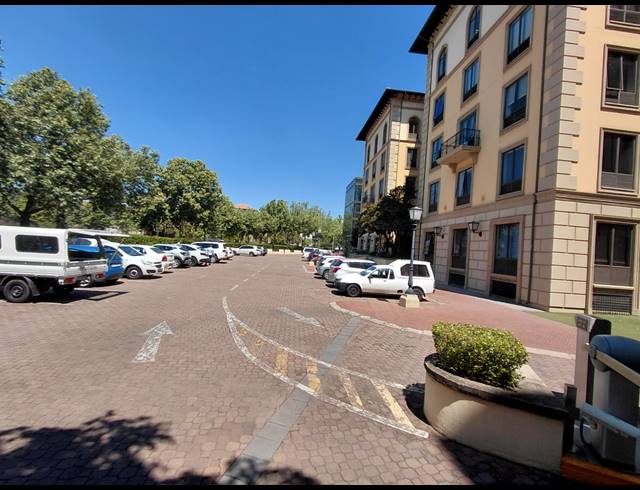 200M² OFFICE TO LET IN MAGALIESSIG